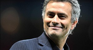 Mourinho pide un refuerzo para el medio campo del Chelsea